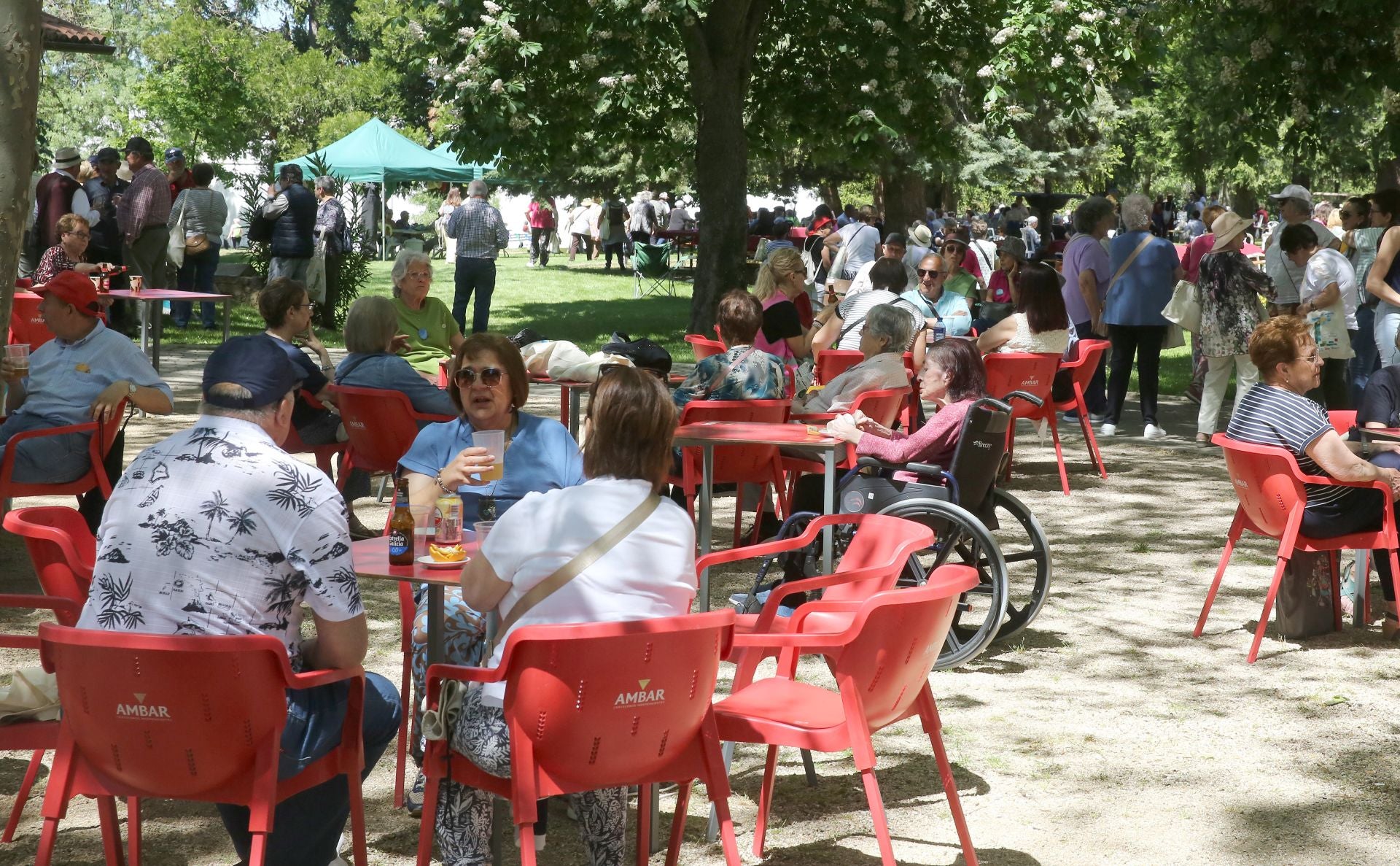 La fiesta de las Aulas de Manualidades, en imágenes