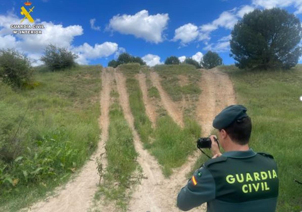 Denunciados cuatro conductores por circular por una zona protegida en Matapozuelos