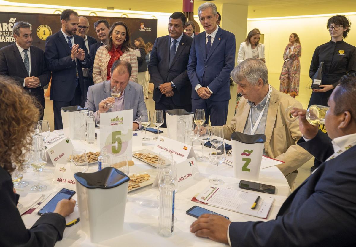 Comienzan en Ávila las catas de los 1.300 vinos de los Premios Zarcillo