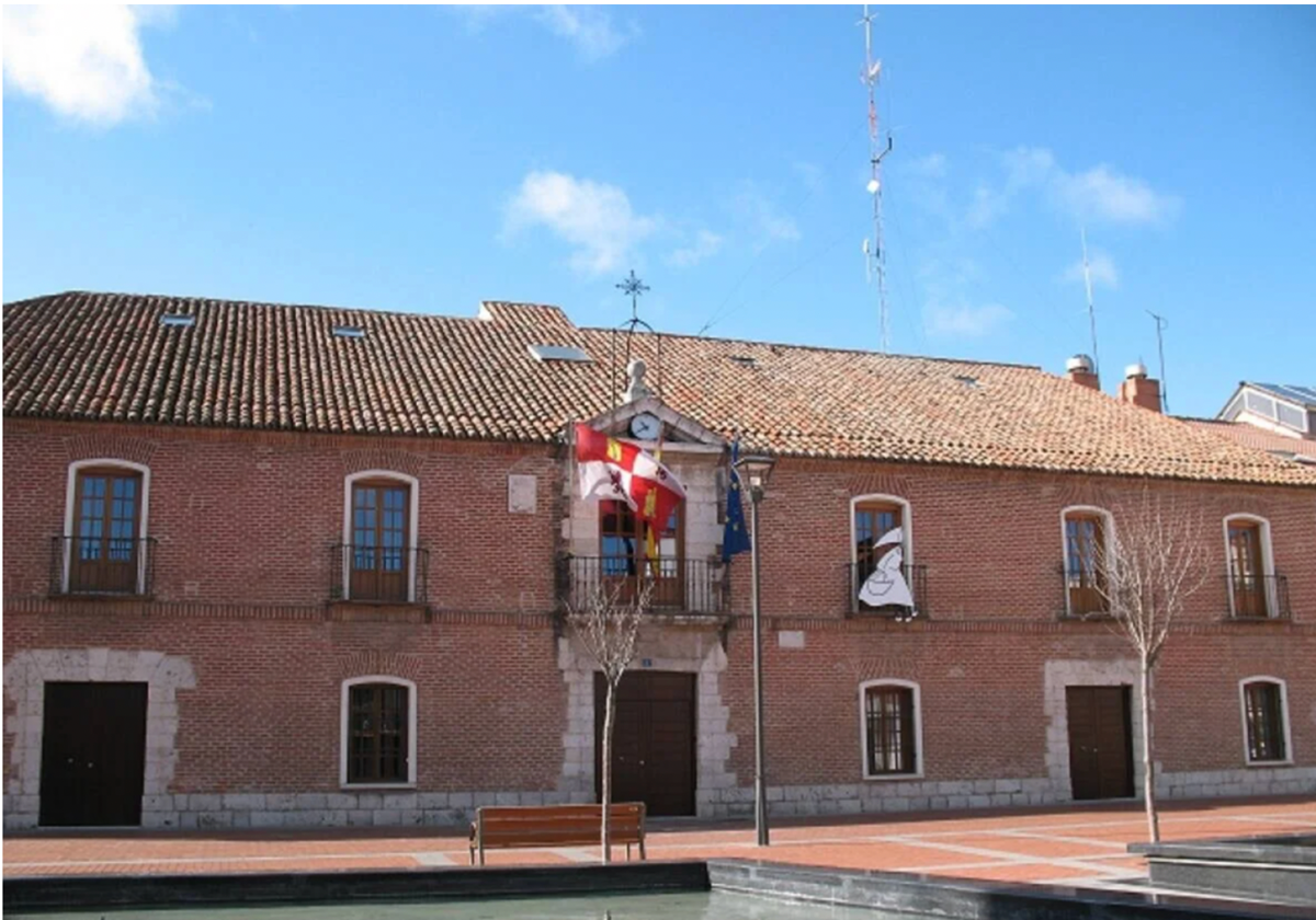 Fachada del Ayuntamiento de Laguna de Duero.