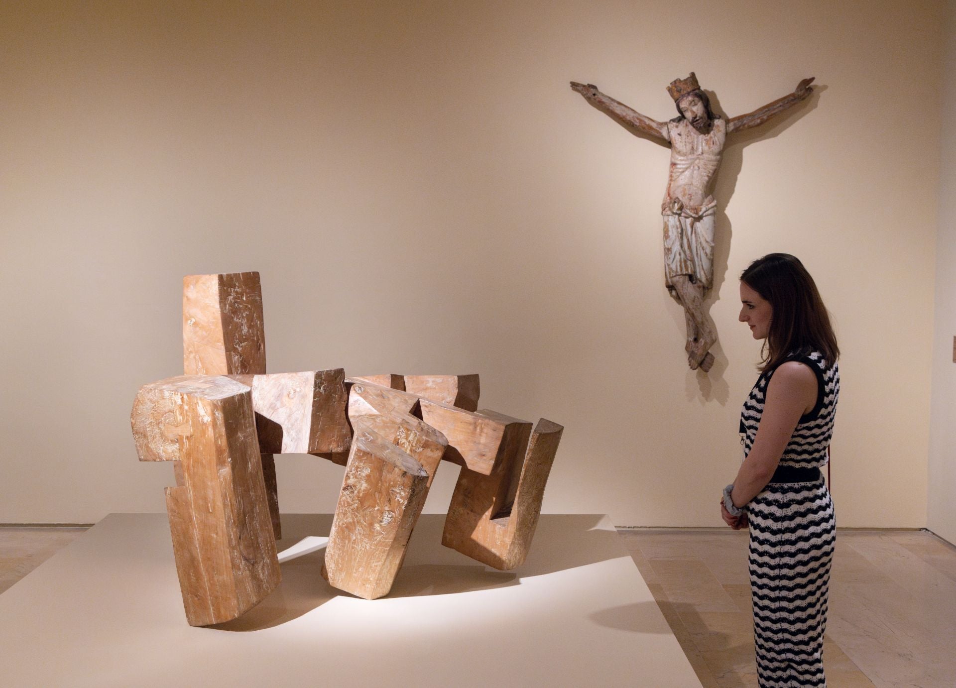 Las imágenes de la exposición que confronta a Chillida con el barroco