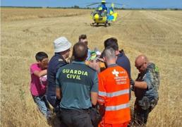 Auxilian a un peregrino estadounidense indispuesto cuando realizaba el Camino de Santiago