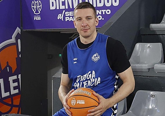 Dimitar Dimitrov, en el Pabellón de Deportes de Palencia.