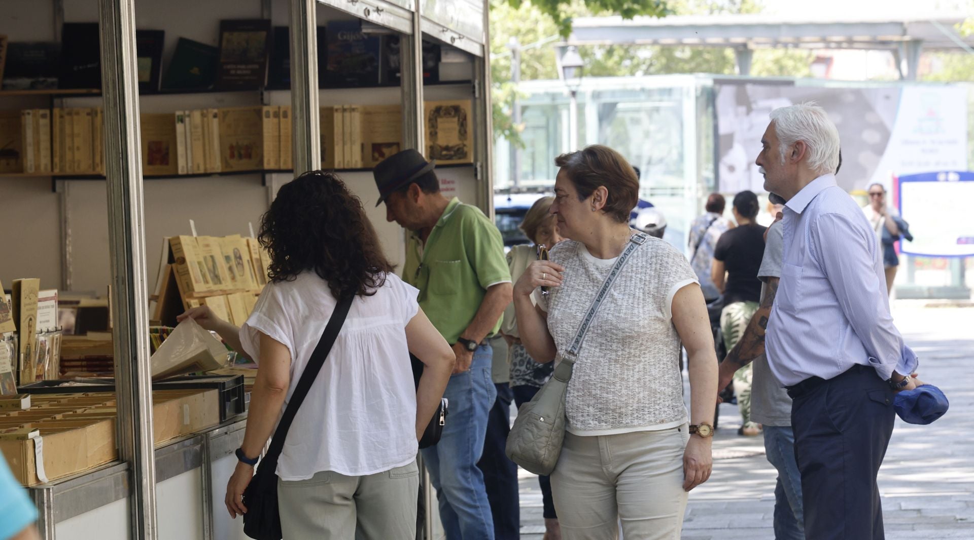 Así es la Feria del Libro Antiguo y de Ocasión de Palencia