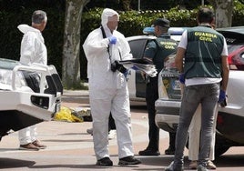Trabajo de los investigadores tras el tiroteo.