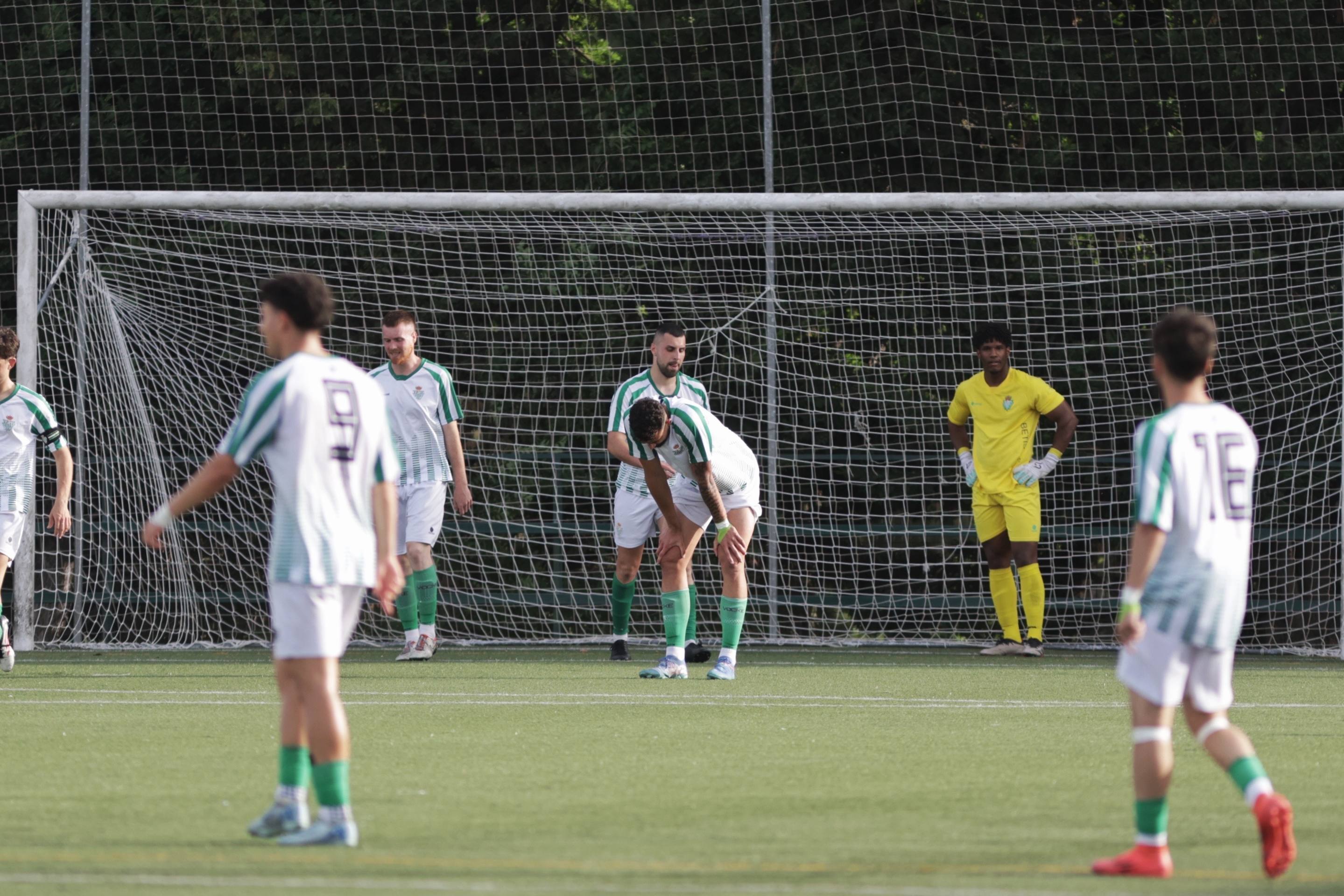 La derrota del Betis ante el Numancia B, en imágenes