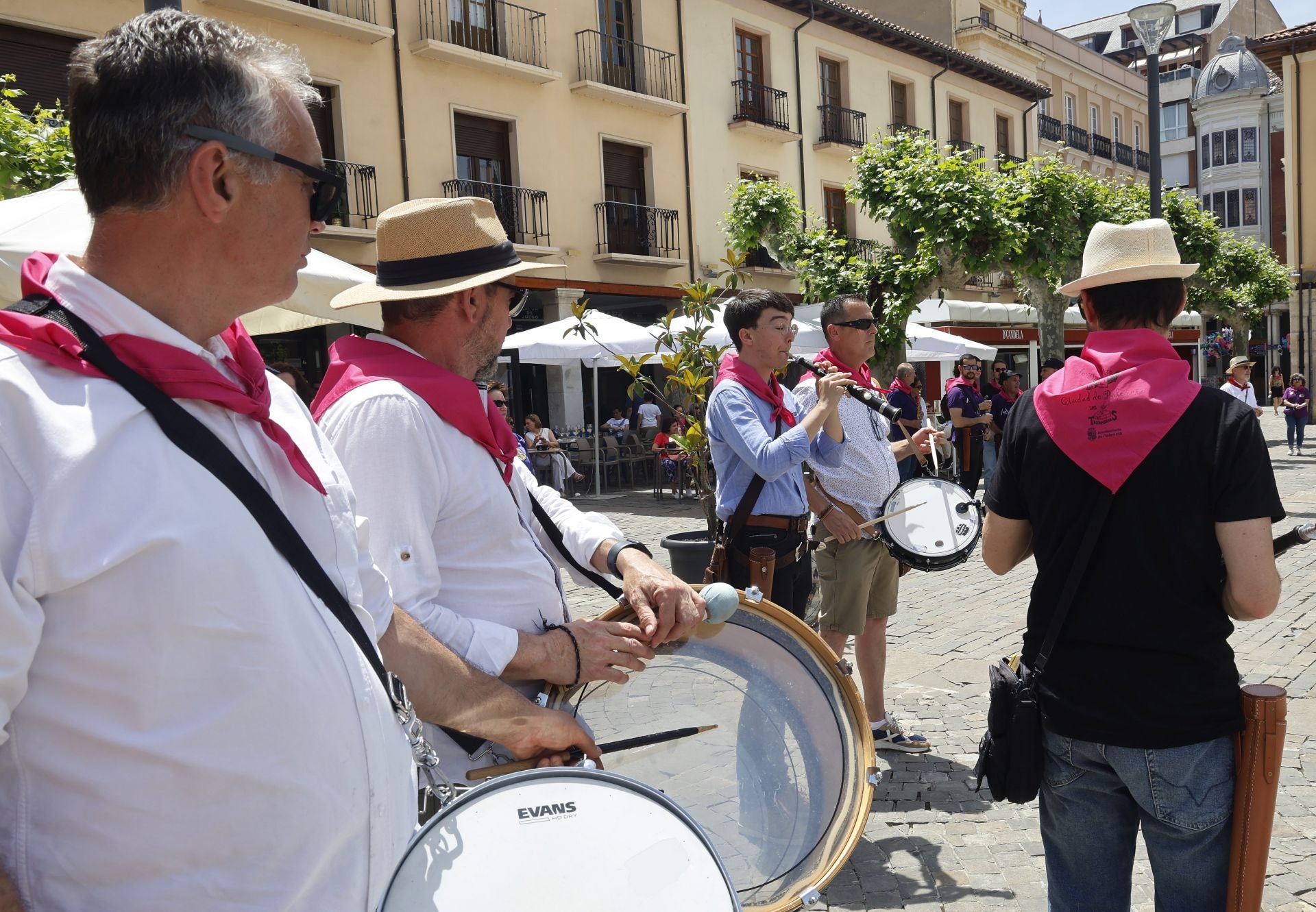 La Feria Chica de Palencia, al son de la dulzaina