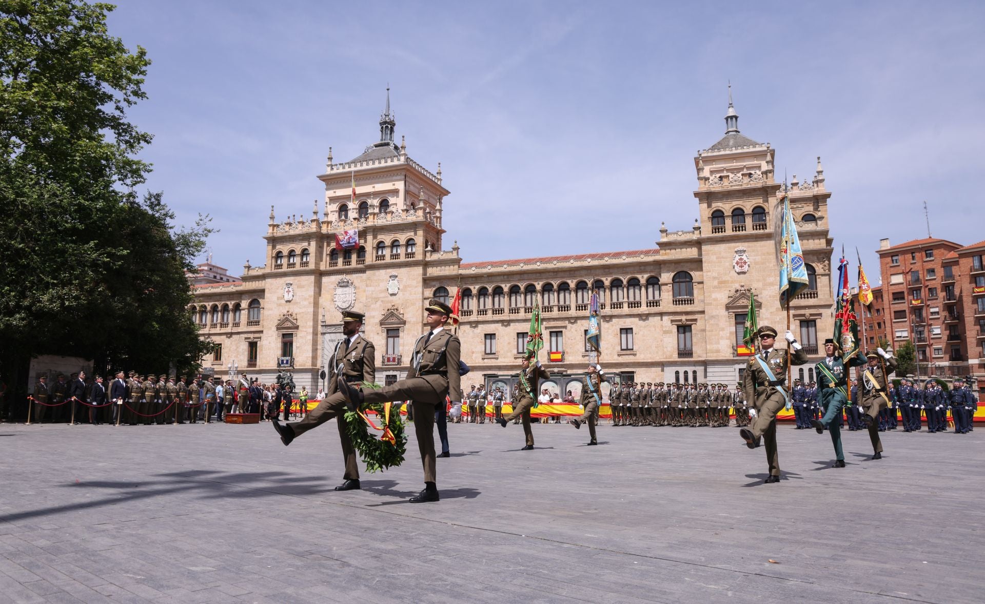 Así se ha celebrado en Valladolid el Día de las Fuerzas Armadas