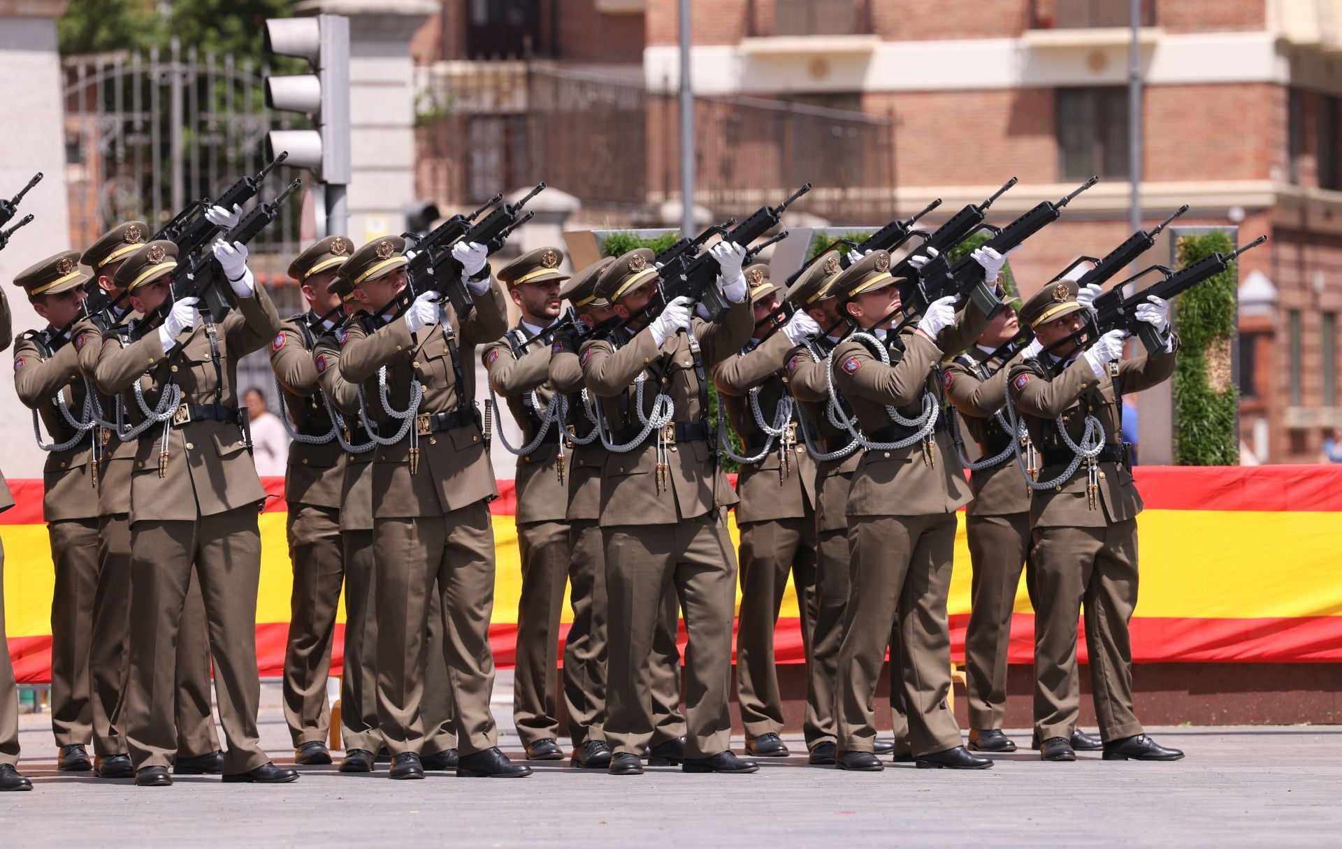 Así se ha celebrado en Valladolid el Día de las Fuerzas Armadas