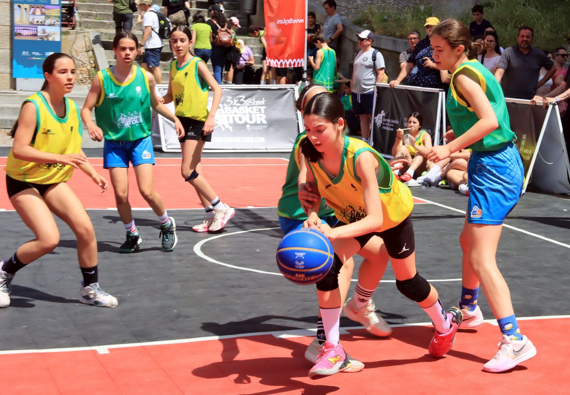 Fotos del campeonato de baloncesto 3x3 en Segovia