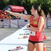 Una de las participantes, en plena competición.