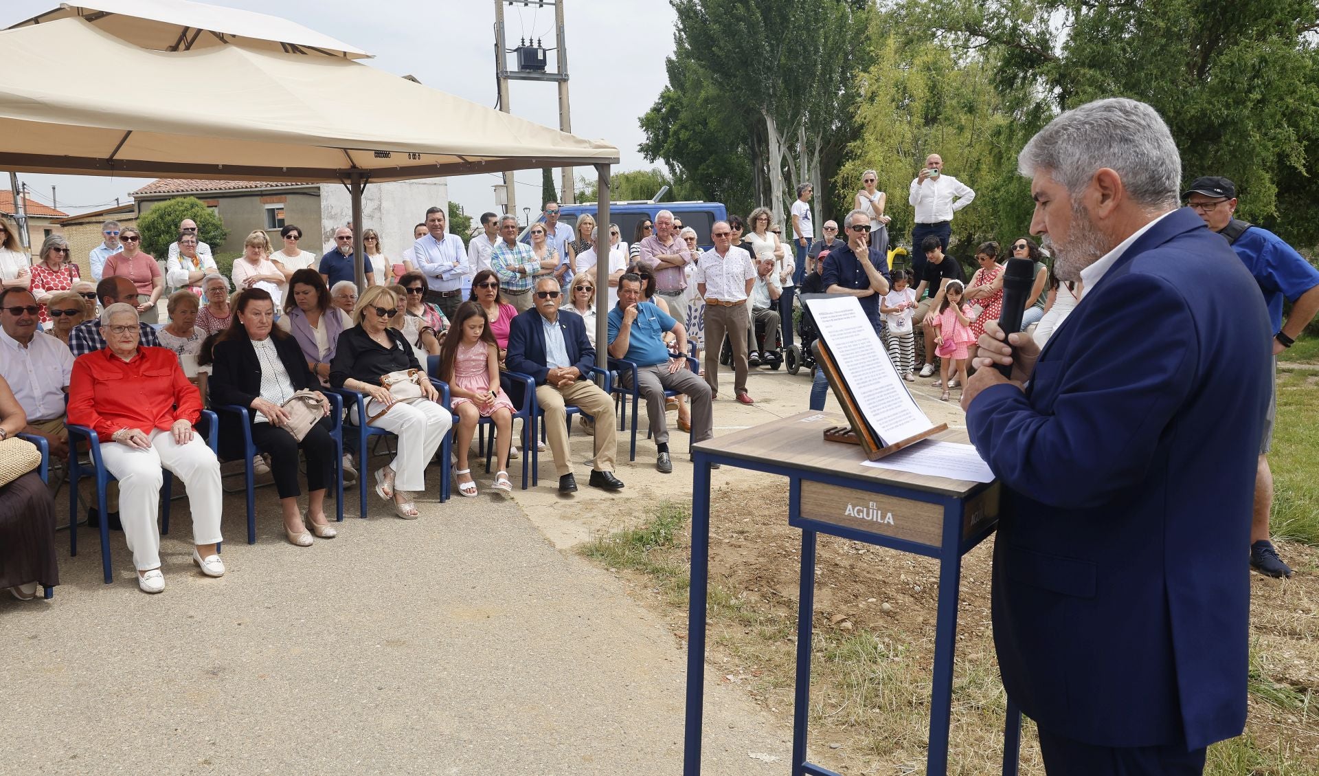 Husillos recuerda a los siete fallecidos en el río