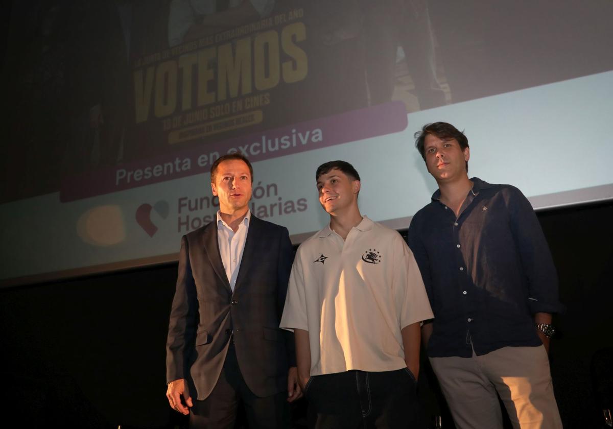 Éxito en el estreno en Palencia de 'Votemos', una «comedia muy seria»
