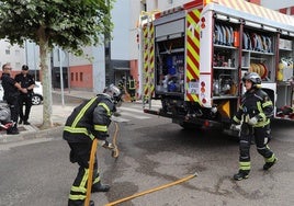 Bomberos del Parque de Palencia en una intervención.