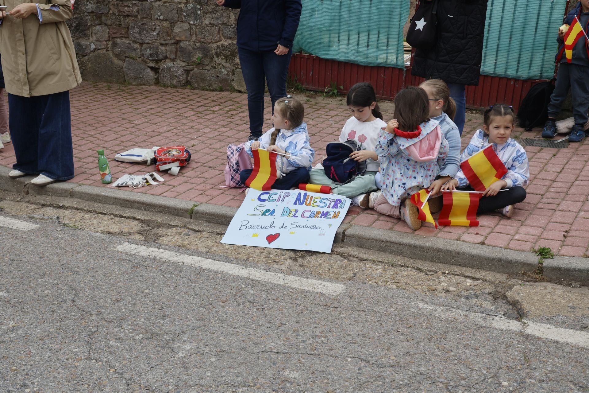 Así han saludado los Reyes a todos los palentinos en Brañosera