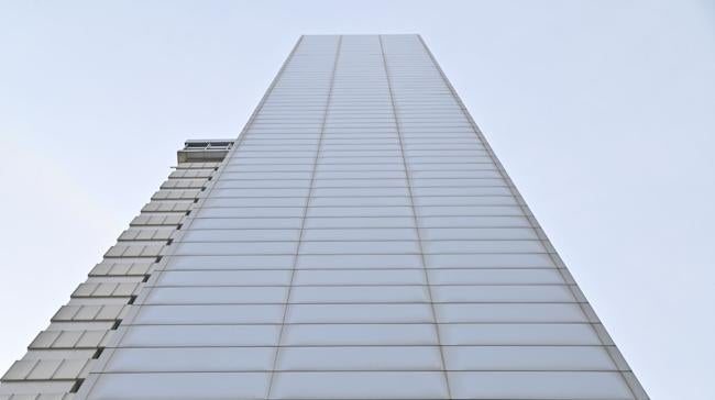 ¿Cuántos ascensores hay en el edificio?