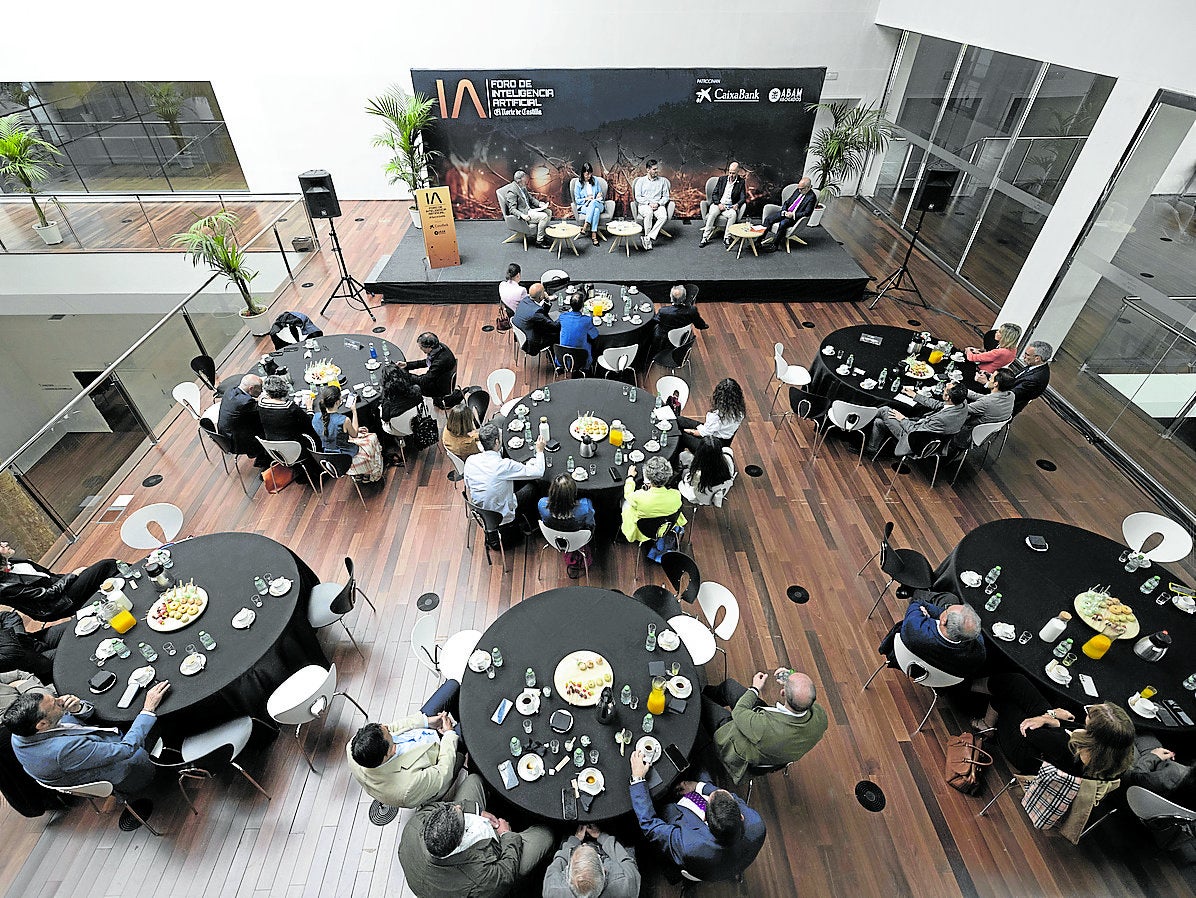 Imagen principal - El entorno empresarial se adapta a una IA ética e innovadora