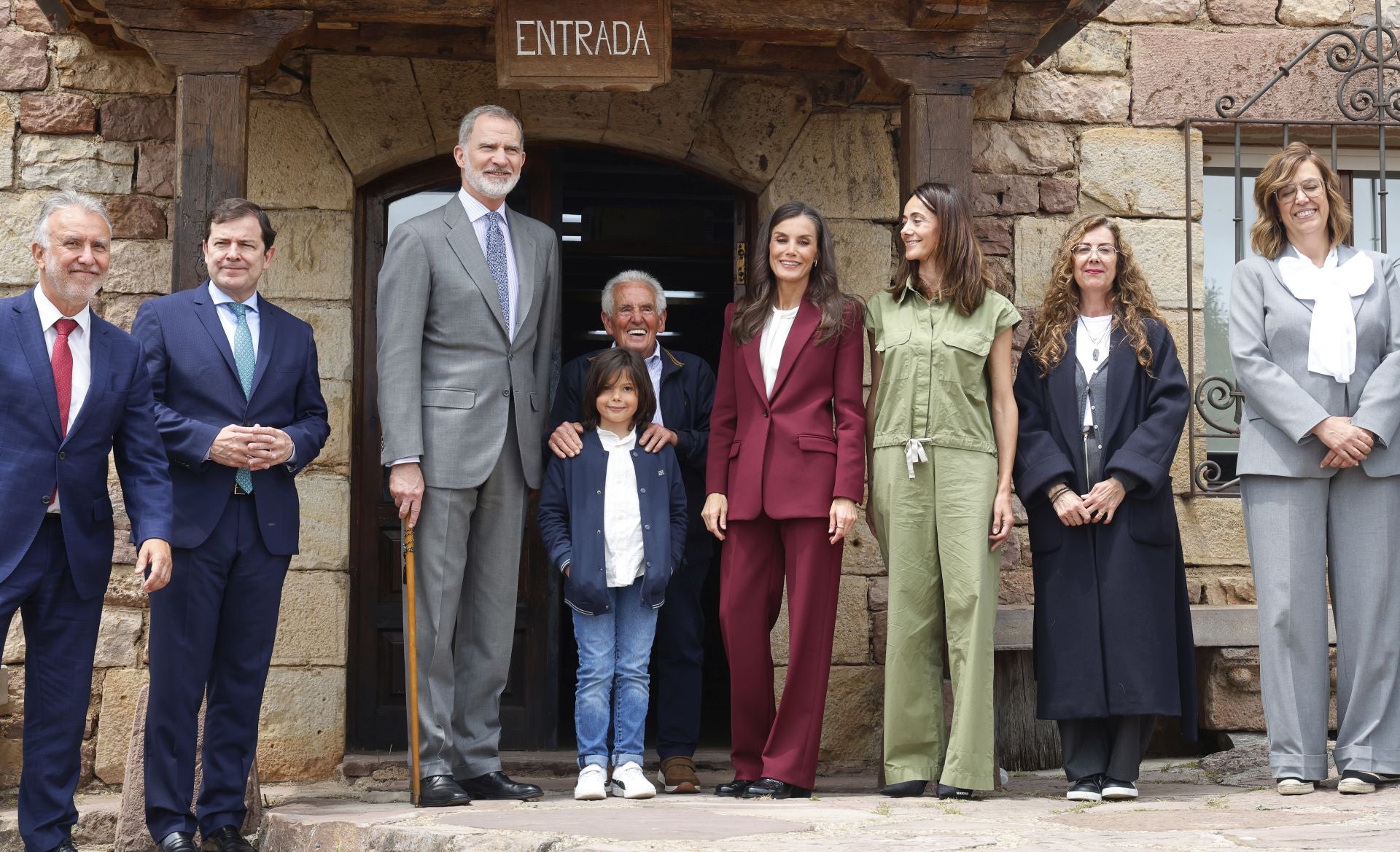 La visita de los Reyes a Brañosera, en imágenes