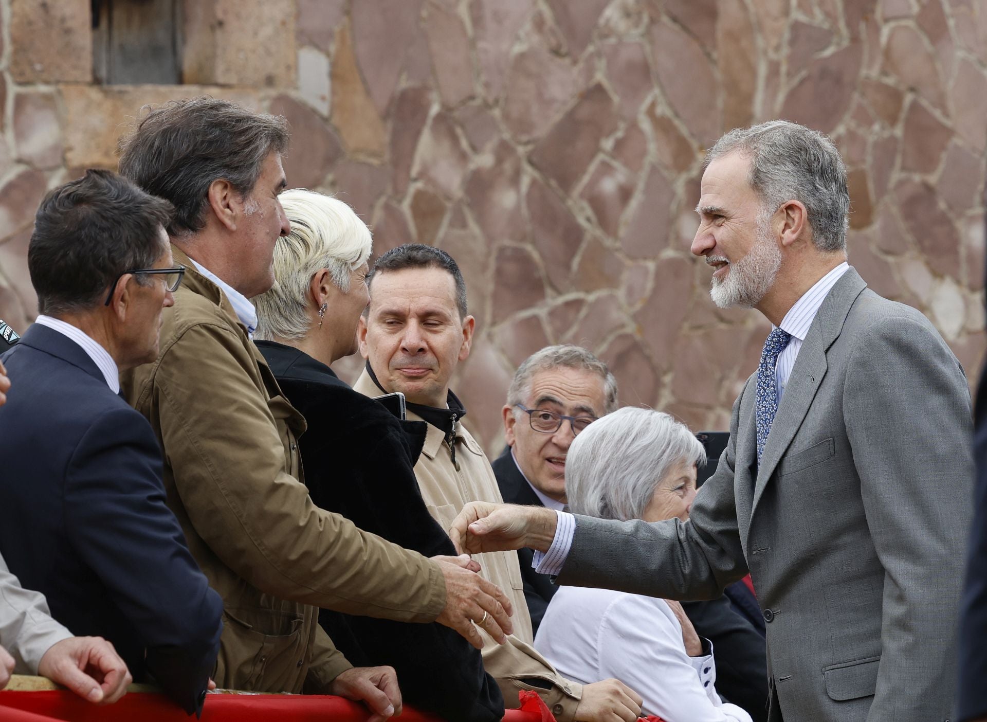 La visita de los Reyes a Brañosera, en imágenes