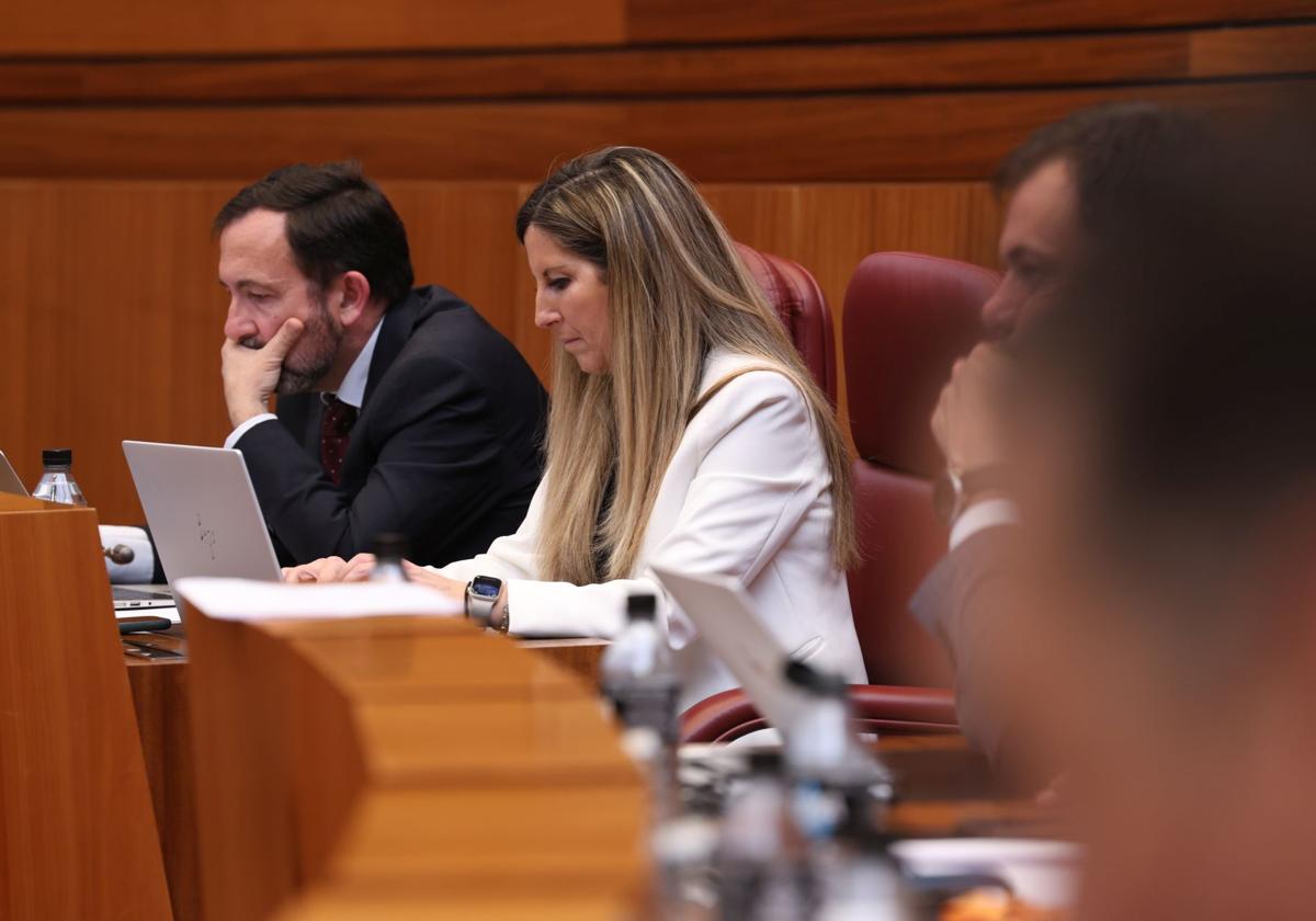 Los rebeldes de Vox se reunirán en Oviedo en un acto con Macarena Olona