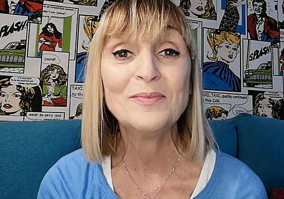 La actriz Cristina Fenollar en su canal de YouTube.