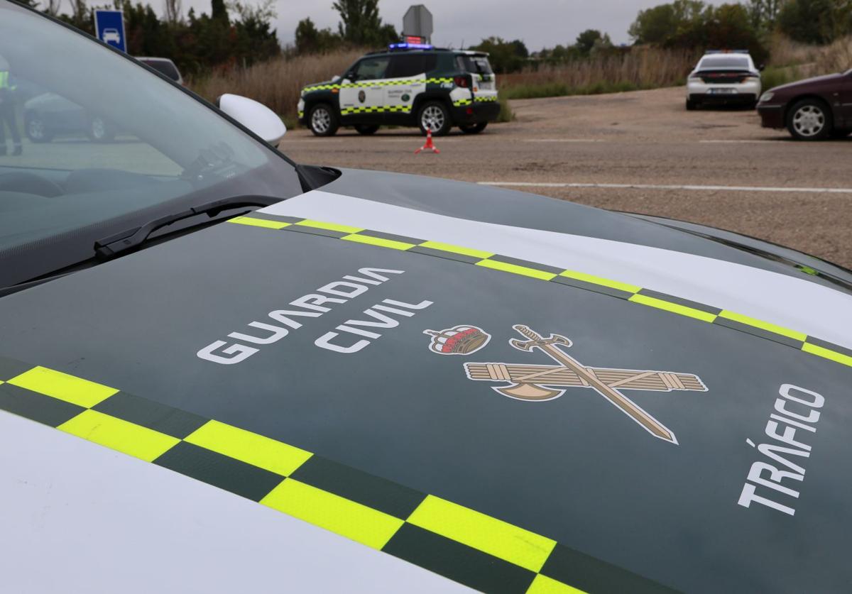 El conductor que provocó un accidente en Dueñas iba ebrio y tenía el carné suspendido