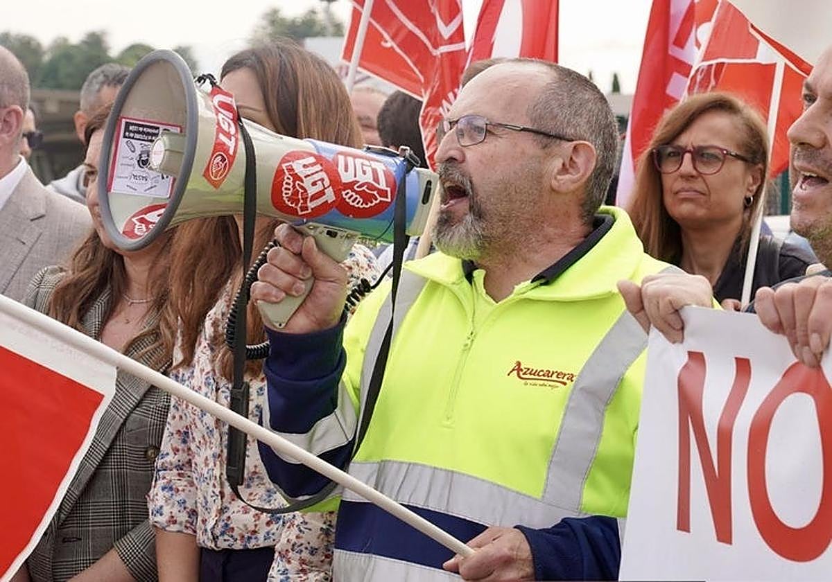 «La Bañeza no se cierra»: comienza la lucha por mantener el empleo en Azucarera