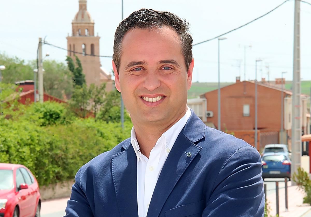 César López Pérez, alcalde de Serrada.