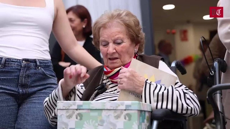 Varios estudiantes de Valladolid narran la vida de diez abuelos