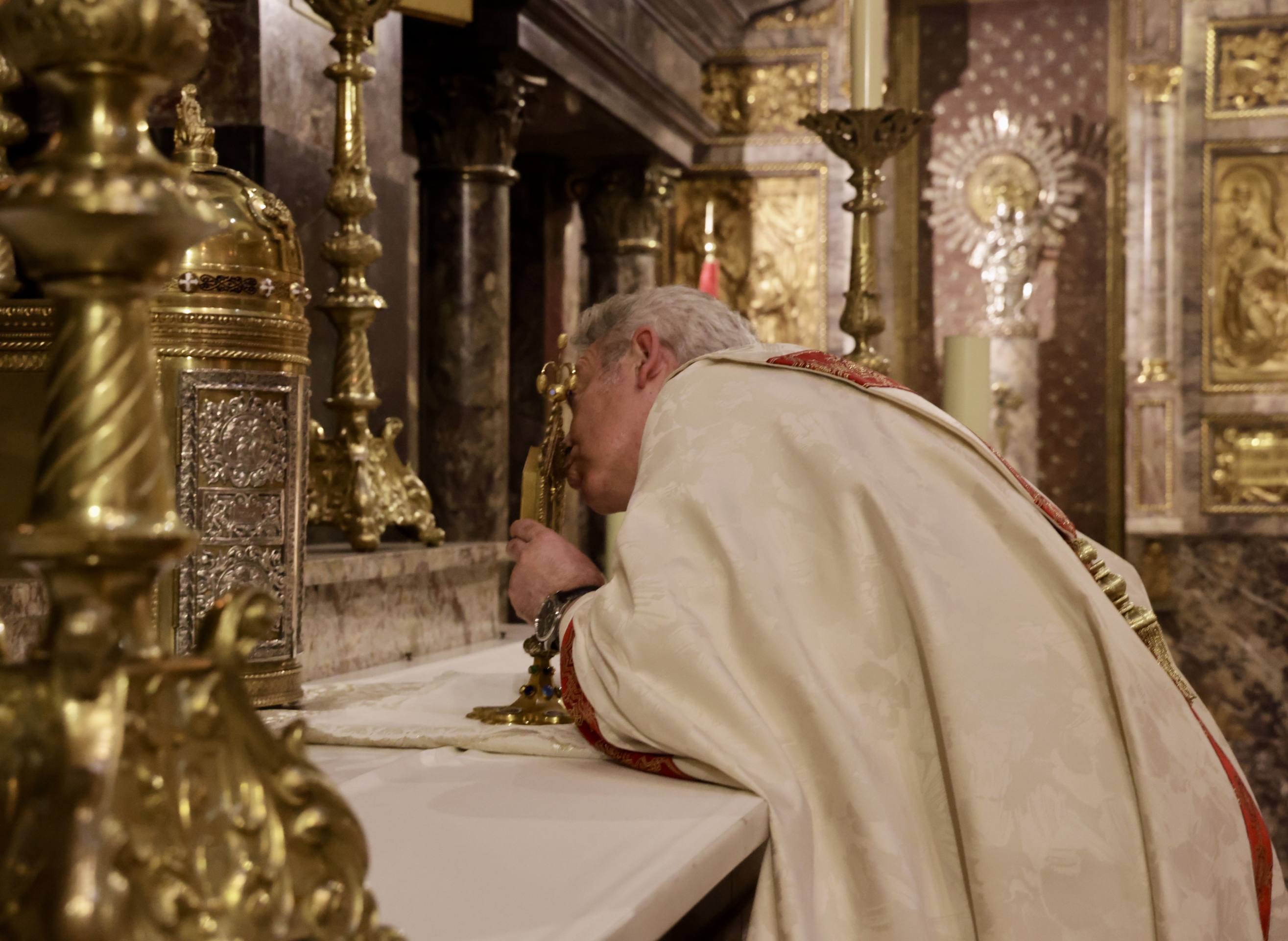 La veneración a la reliquia de Santa Margarita María de Alacoque, en imágenes