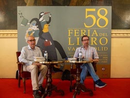 Luis Marigómez (izquieda) junto a Tomás Sánchez Santiago en la conversación que mantuvieron en el Círculo de Recreo.