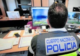 Agente del Cuerpo Nacional de Policía en Valladolid.