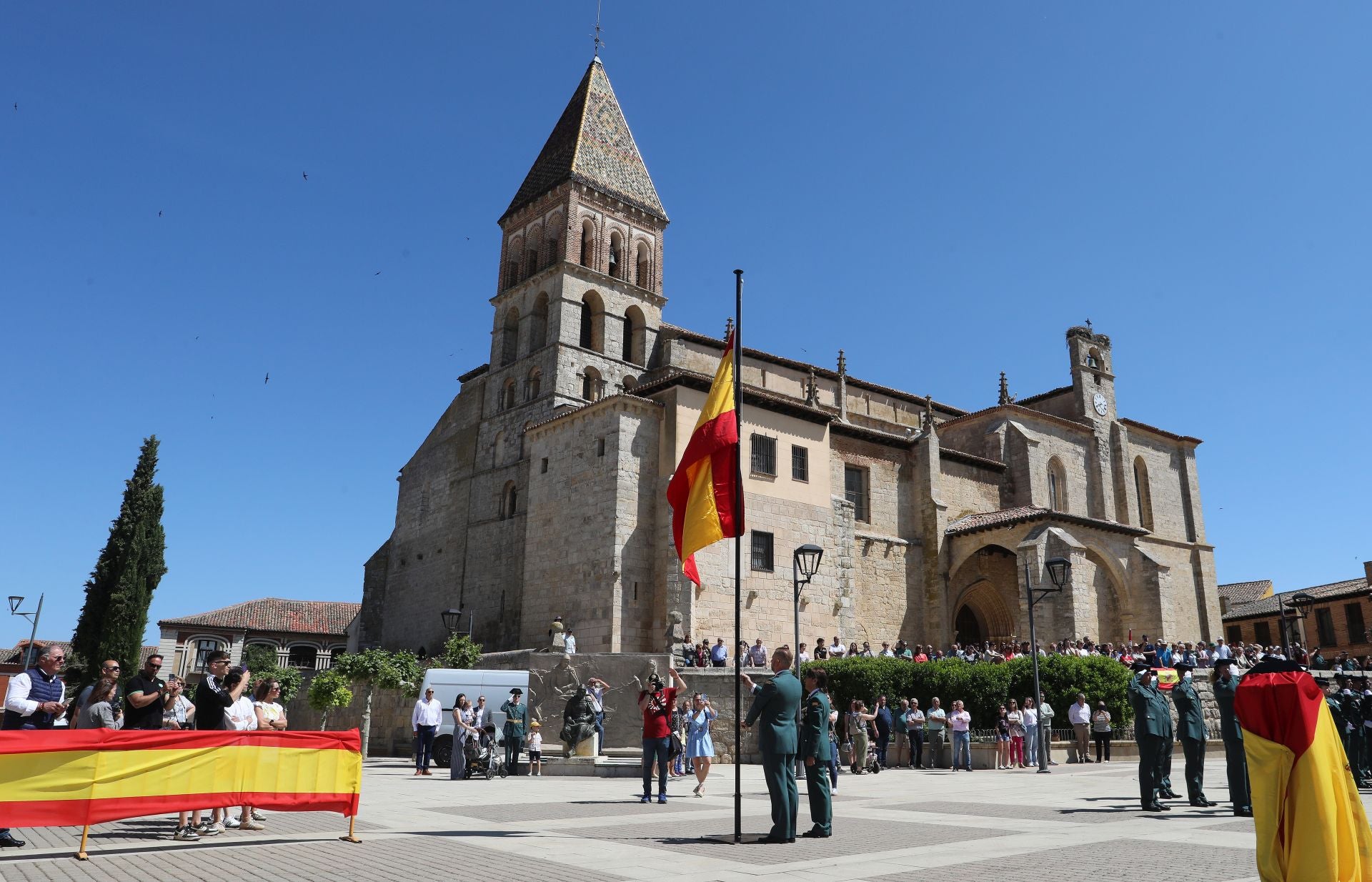 La Guardia Civil honra en Paredes de Nava sus 181 años de historia