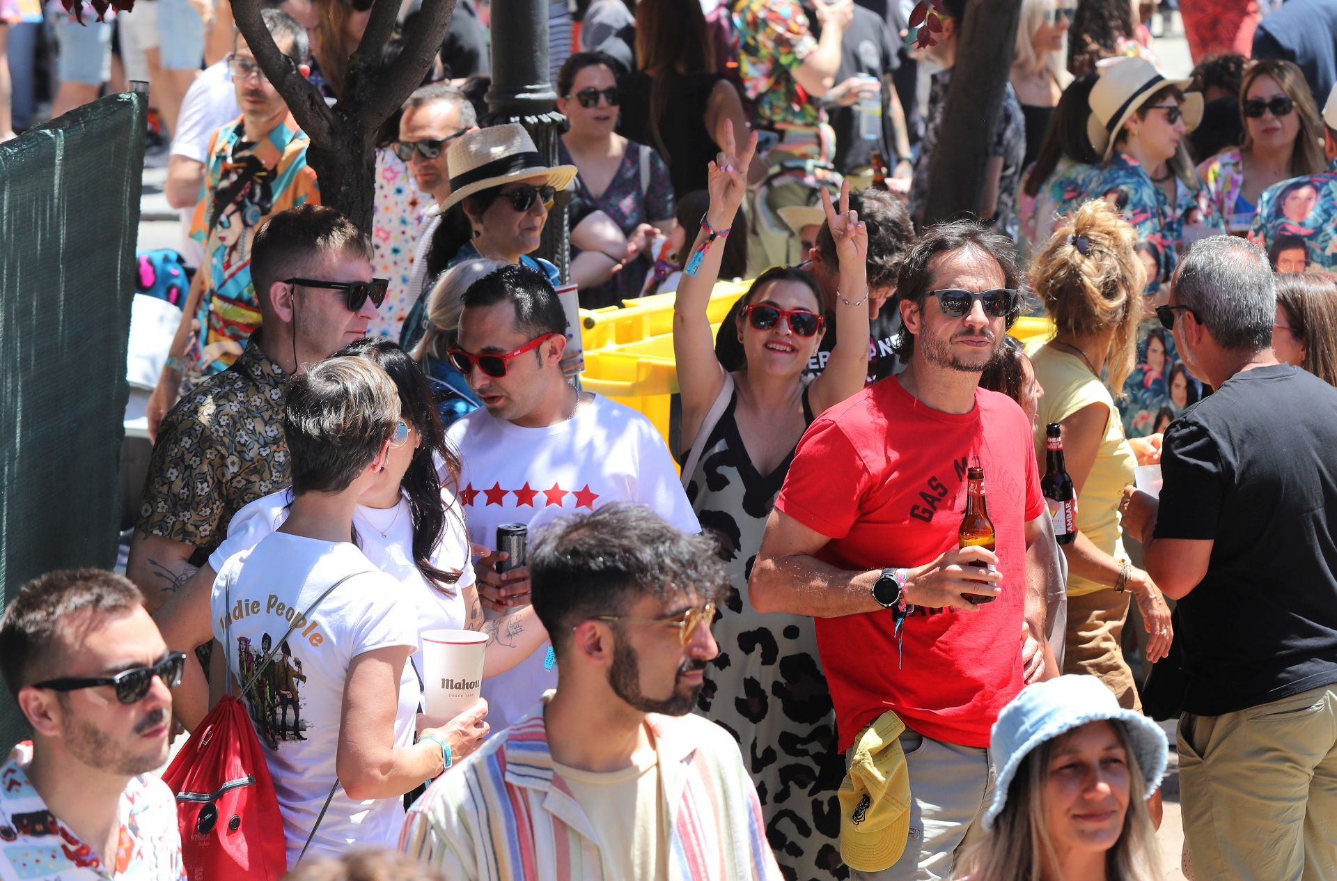 Las camisas de flores y más horteras toman Palencia