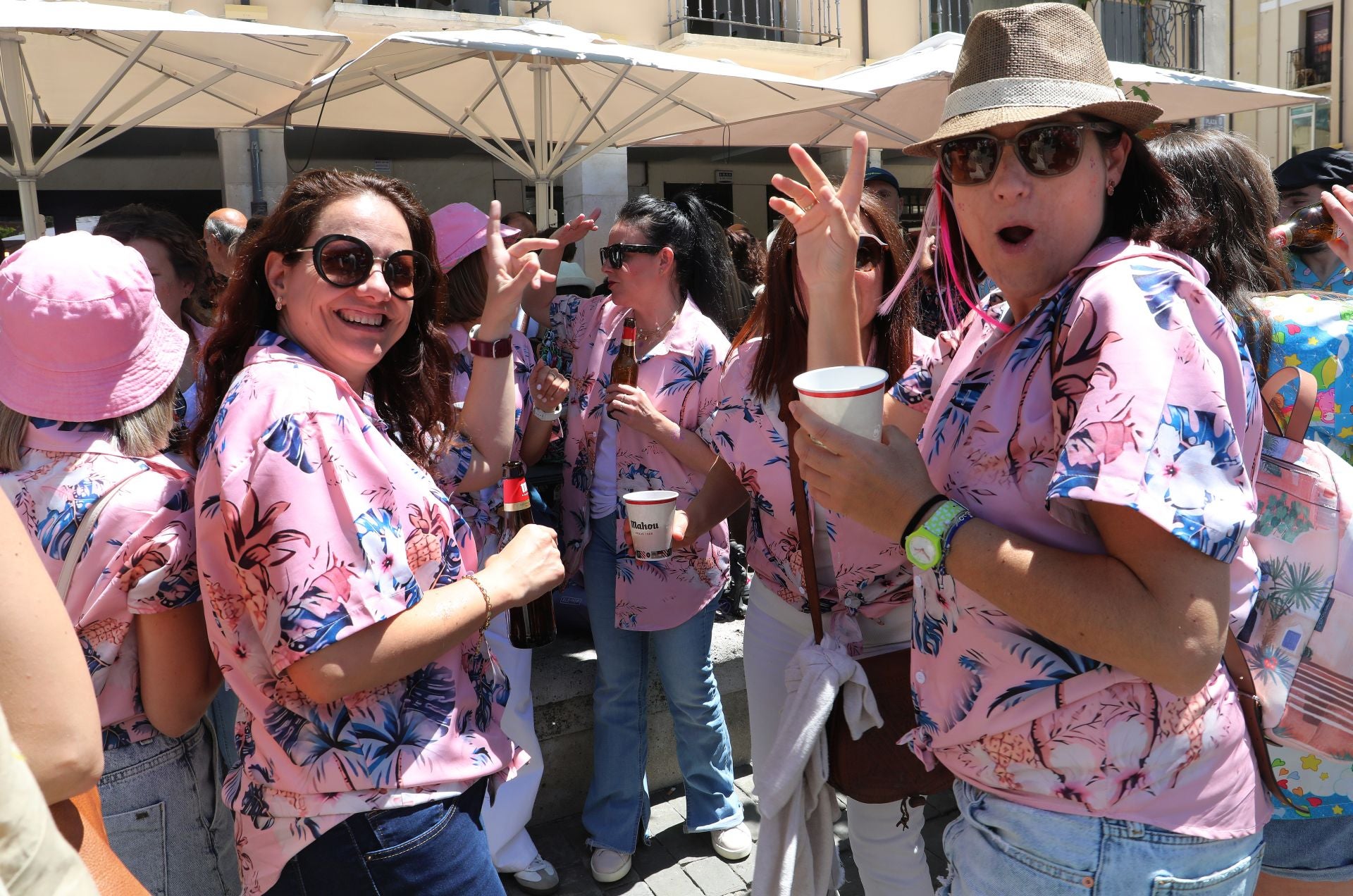 Las camisas de flores y más horteras toman Palencia