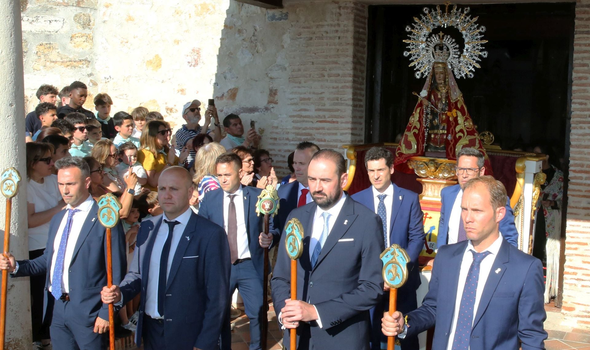 La romería de la Virgen del Bustar, en imágenes