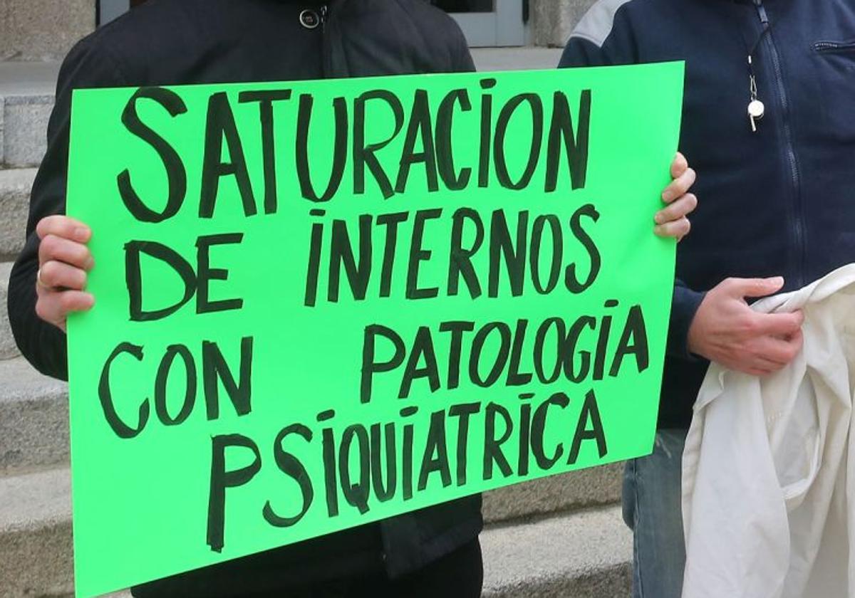 La falta de personal sanitario multiplica los problemas de la prisión segoviana