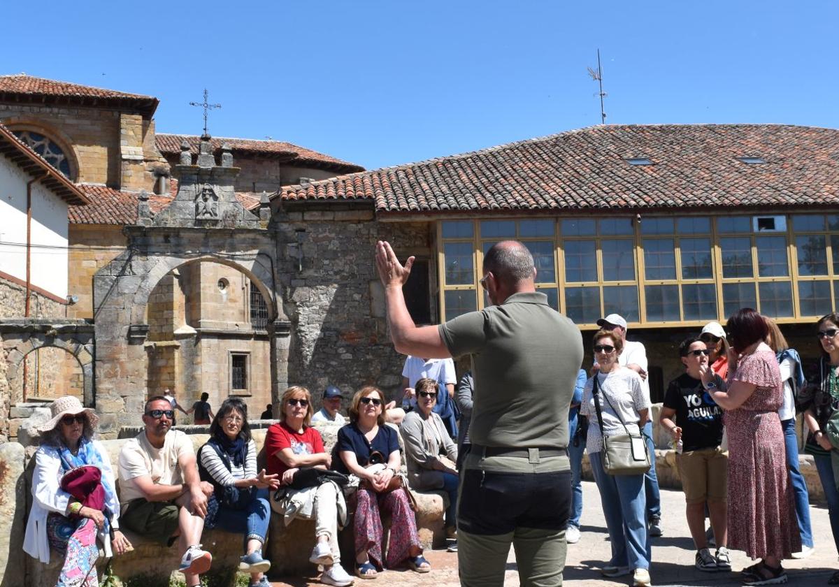 Caminar y charlar en Aguilar de Campoo