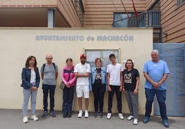 Participantes en la AFE en albañilería que se desarrolla en Machacón hasta diciembre.