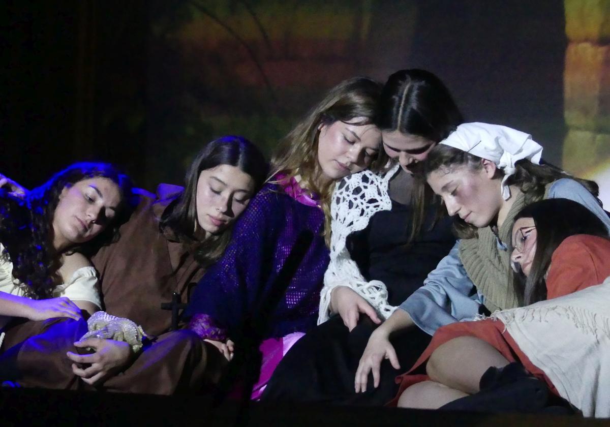 La Salle ayuda a Red Madre con una obra de teatro solidaria