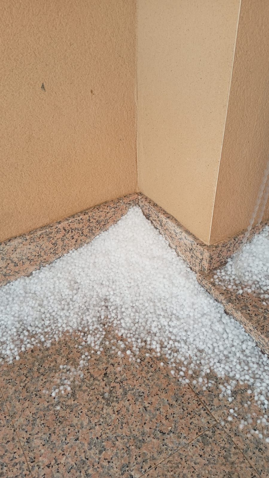 Granizo del tamaño de garbanzos en Mazariegos