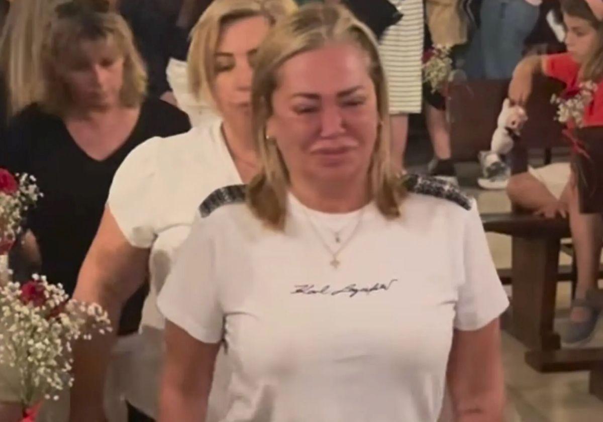 Belén Esteban muestra su devoción por el Cristo de la Salud en Paracuellos