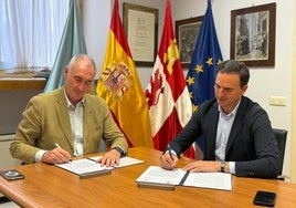Los alcaldes de Segovia y Medina del Campo firman una carta conjunta al presidente de Renfe.