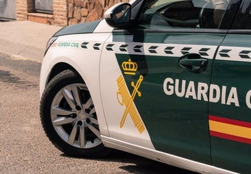 Detenidas dos ladronas reincidentes por sustraer ropa de una tienda de deportes de Arroyo