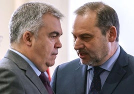 Santos Cerdán y José Luis Ábalos, en una imagen de archivo.