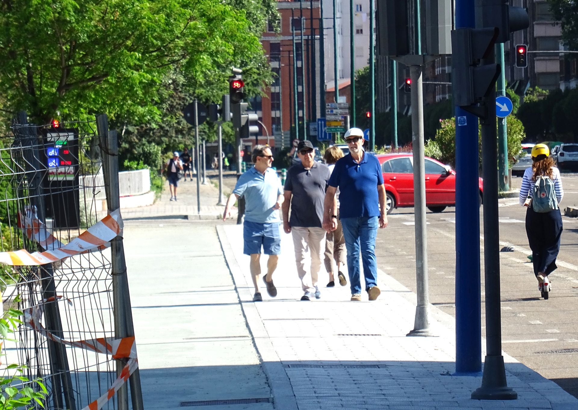 Las obras del carril bici de Isabel la Católica, en imágenes