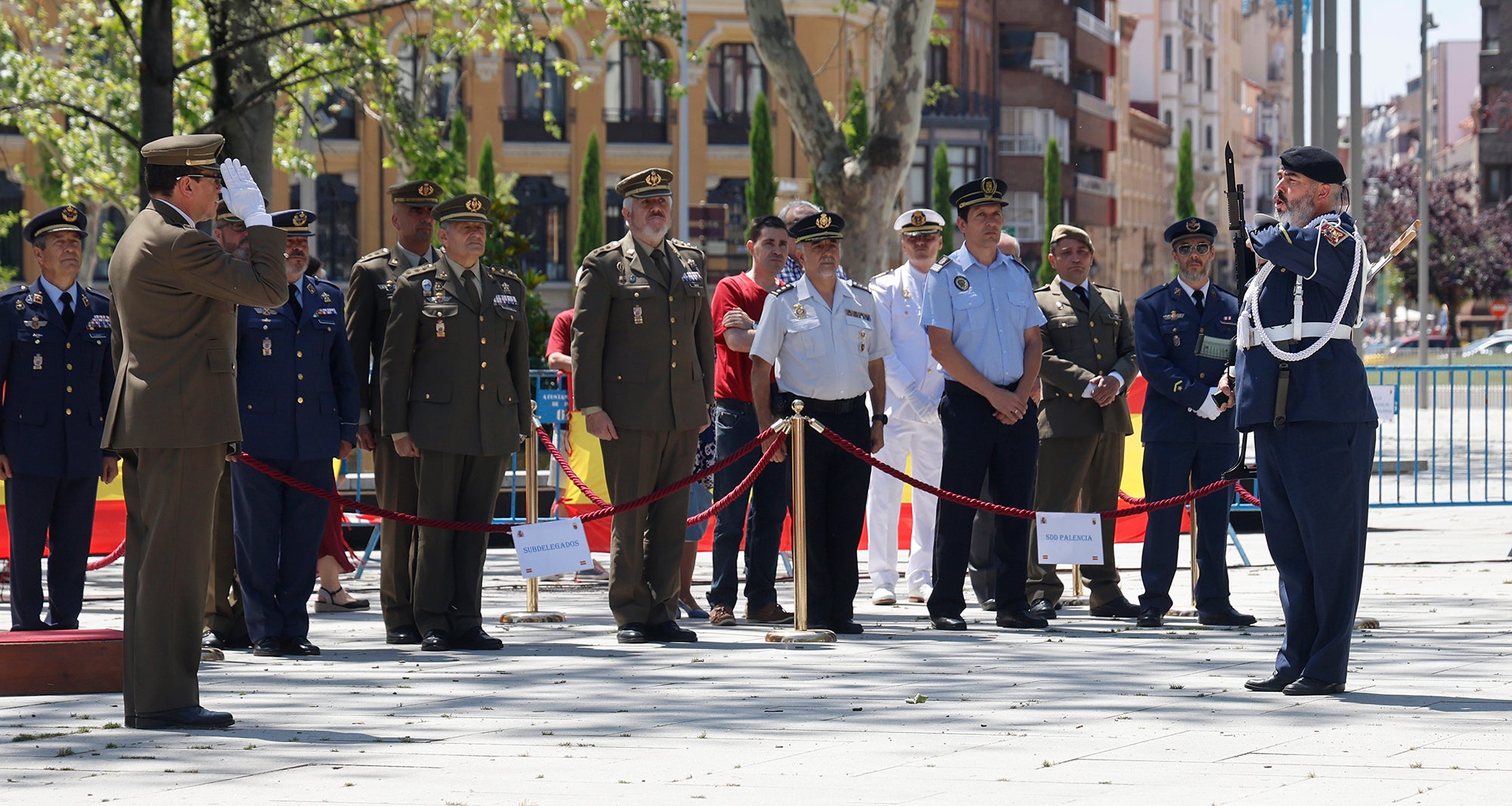 Palencia reaviva el compromiso con las Fuerzas Armadas