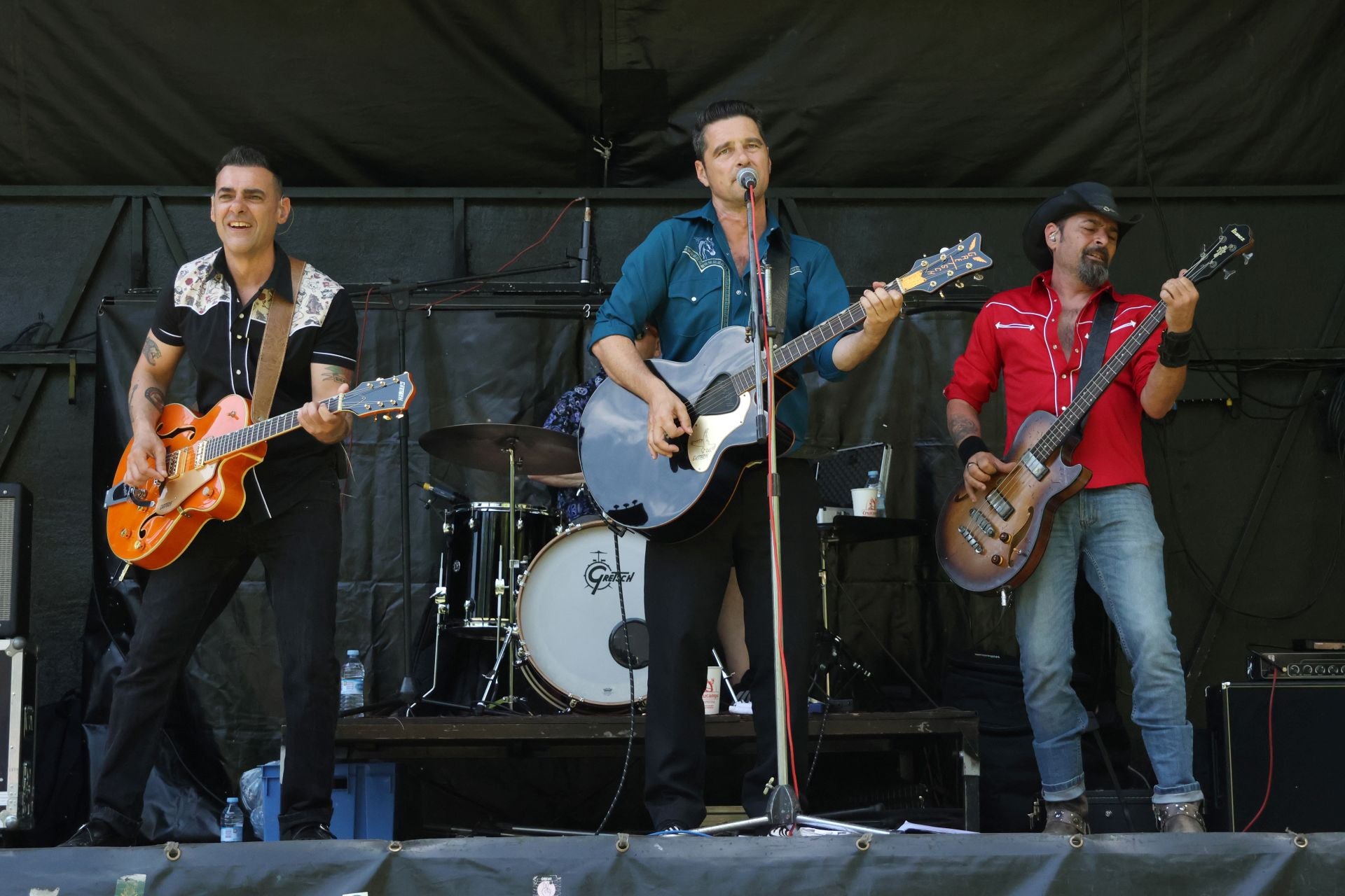 Las imágenes de los conciertos en el festival Mirarock de Santovenia