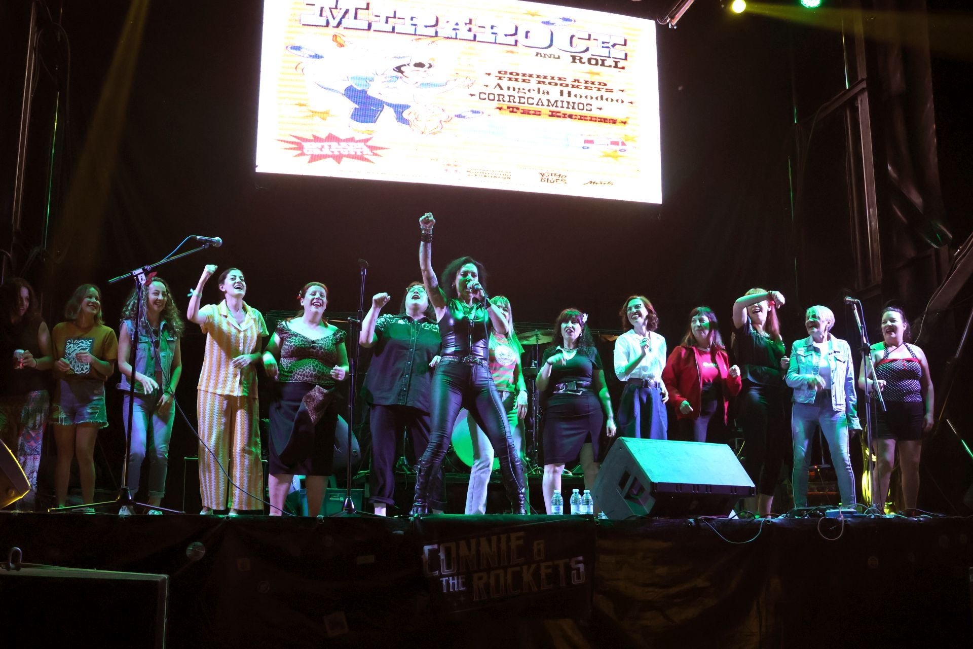 Las imágenes de los conciertos en el festival Mirarock de Santovenia