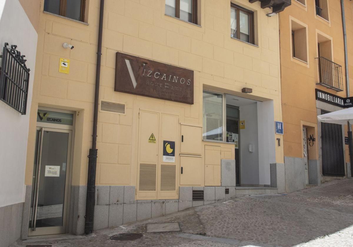 Fachada exterior del edificio en el que se encuentra el Gym Vizcaínos.